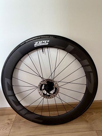 Used Zipp 404 Firecrest Wheels bike — image 4 of 6