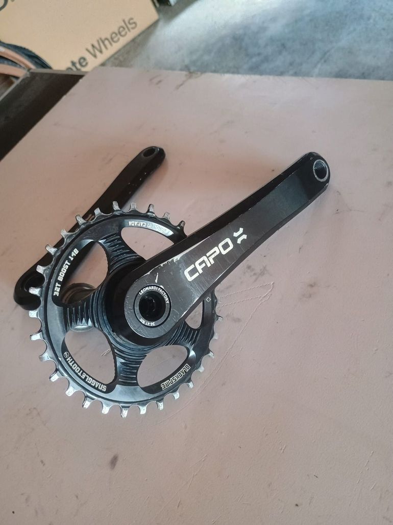 Used leonardi Capo DUB Boost Crankset 2022 bike — image 1 of 6