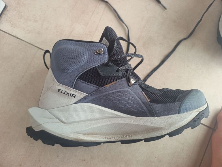 Used Salomon Elixir Mid GORE-TEX 2025 bike — image 3 of 4