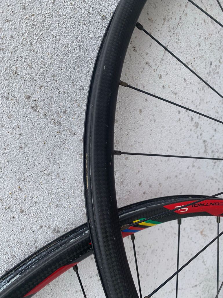 Used Roval Rodas Control SL 29 2016 bike — image 8 of 10
