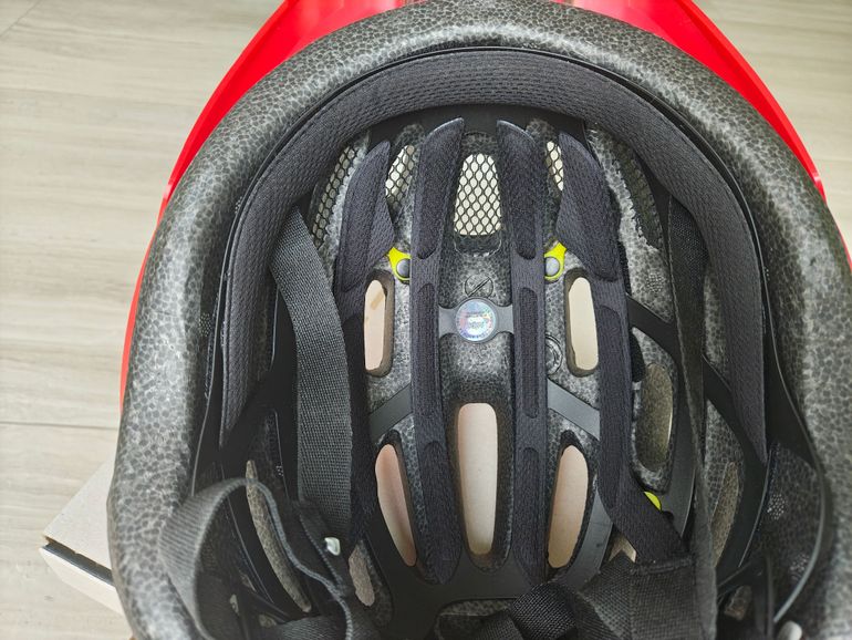 Used Giro Hale MIPS 2025 bike — image 7 of 12