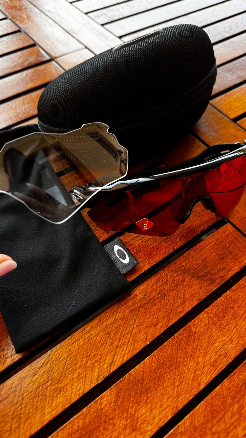 Used Oakley Radar EV Path bike — image 1 of 5
