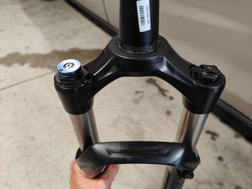 Brugt RockShox Judy 2021 bike — billede 2 af 5