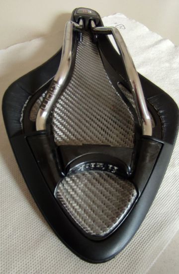 Použité Fizik Arione R3 Ti Saddle bike — obrázek 3 z 3
