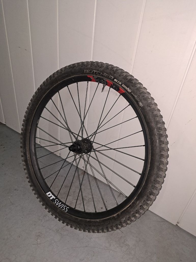 Used Dt Swiss FR 1500 bike — image 2 of 3