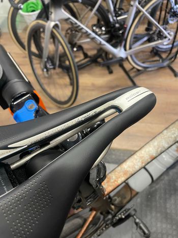 Used Selle Italia Boost SLR Endurance S3 Saddle bike — image 3 of 3