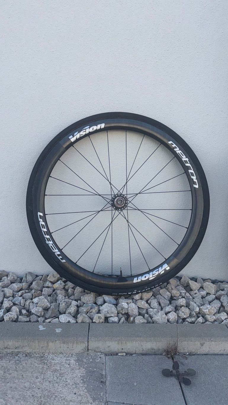 Used Vision Metron Tubulas bike — image 3 of 5