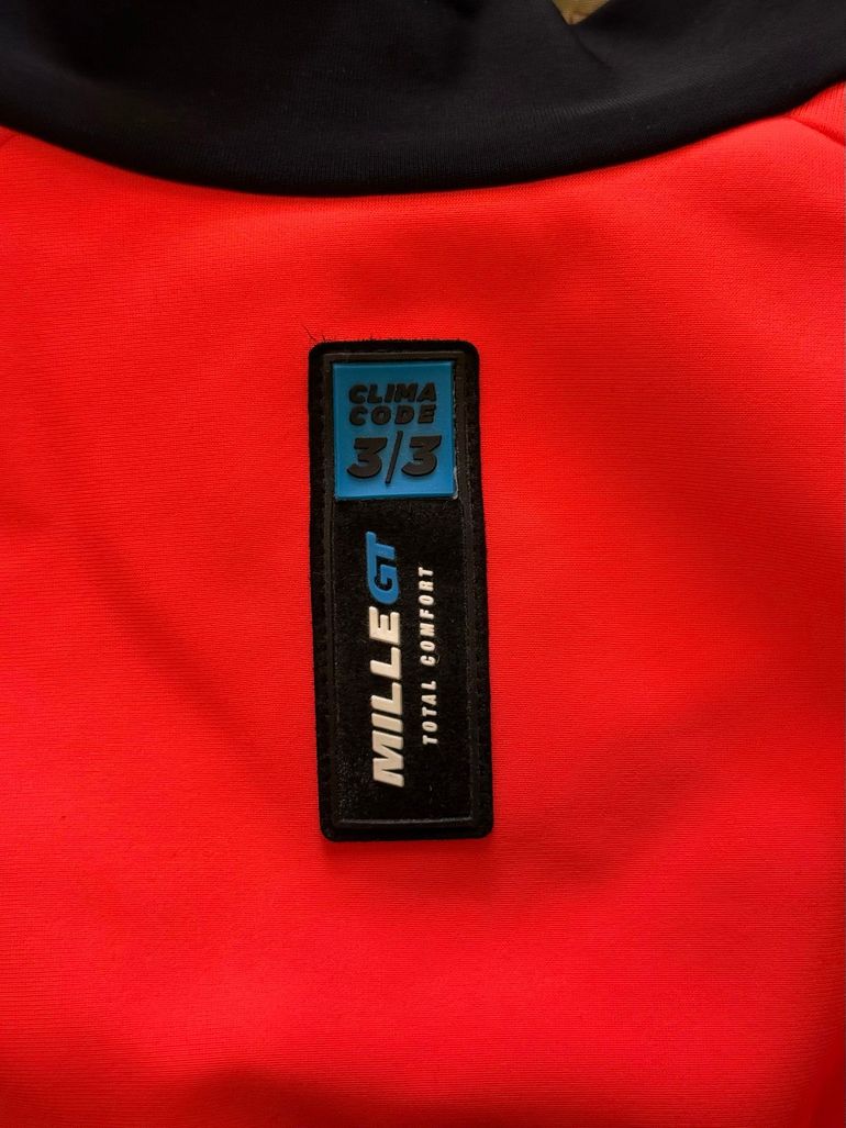 Used Assos Giacca bike — image 4 of 6