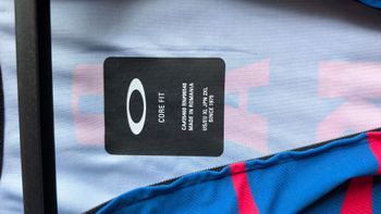 Used Oakley Maglia Ciclismo 2024 bike — image 5 of 9