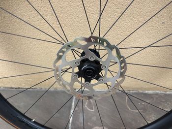 Used Bontrager Aeolus Elite 35V TLR Disc Road Wheel 2024 bike — image 8 of 8