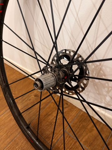 Brugt Fulcrum Racing Zero Carbon DB Wheelset bike — billede 4 af 8