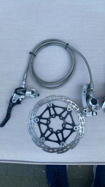 Used Hope Tech X2 Disc Brake 2012 bike