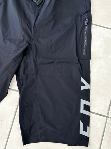 Used Fox Defend Pro Water Jacket bike — image 3 of 11