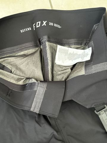 Used Fox Defend Pro Water Jacket bike — image 6 of 11