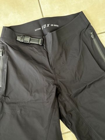 Used Fox Defend Pro Water Jacket bike — image 4 of 11