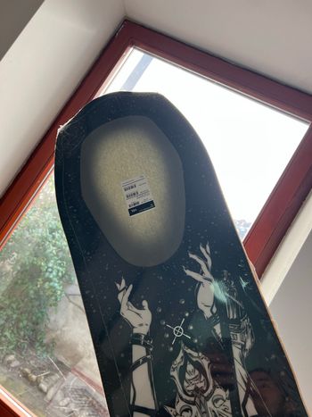 Used Yes Snowboards 20/20 156cm Snowboard 2022 bike — image 7 of 8