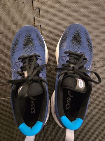 Asics Gel-Cumulus 25 Running Shoes usato