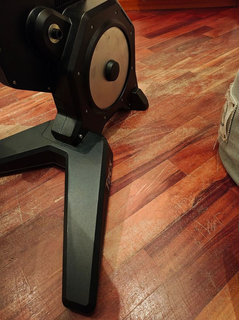 Used Garmin tacx flux S smart bike — image 5 of 5