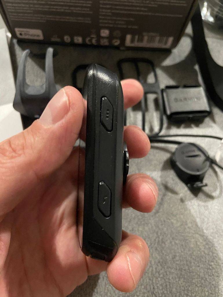 Used Garmin Edge 530 Sensor Bundle bike — image 4 of 6