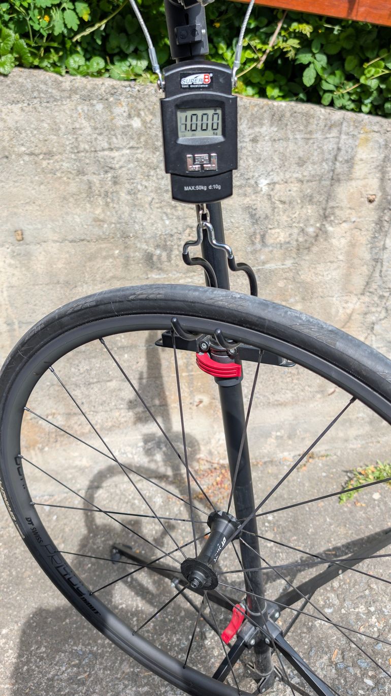 Used Dt Swiss PR 1400 Dicut 21 bike — image 3 of 15