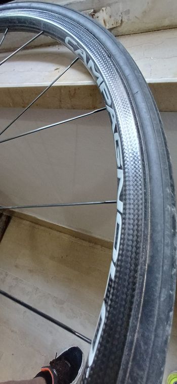 Used Campagnolo Hyperon Ultra Two Carbon Clincher Wheelset bike — image 12 of 16
