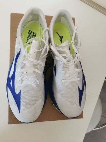Used Mizuno Hyperwarp Elite 2026 bike — image 4 of 6