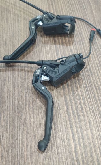 Used Magura MT5e Brake Lever 2026 bike — image 3 of 4