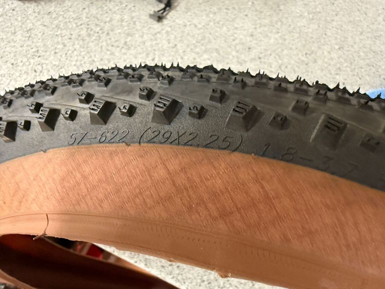 Used Schwalbe Thunder Burt 29x2.25 bike — image 6 of 6