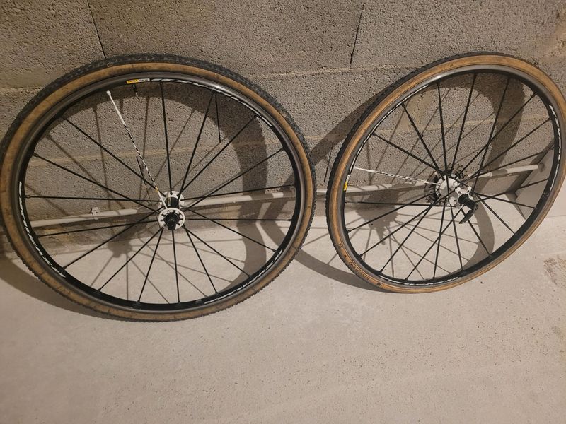 Gebrauchtes Mavic Ksyrium SLR Wheelset 2013 bike — Bild 8 von 8