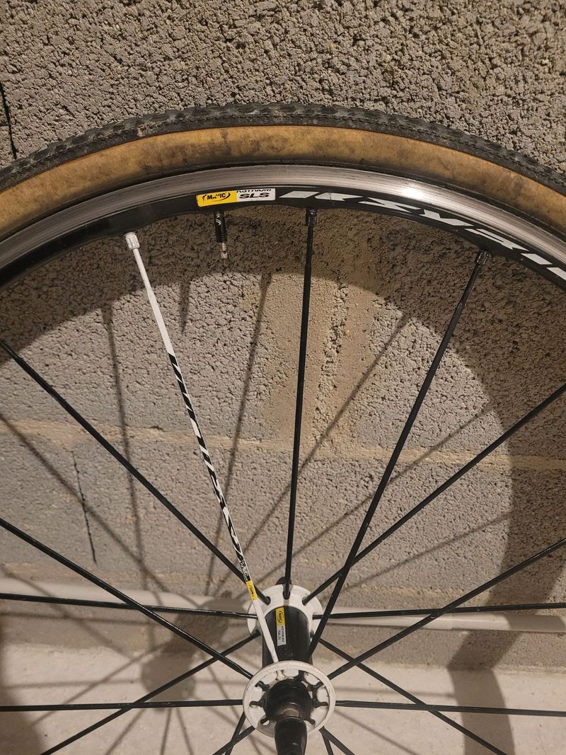 Gebrauchtes Mavic Ksyrium SLR Wheelset 2013 bike — Bild 3 von 8