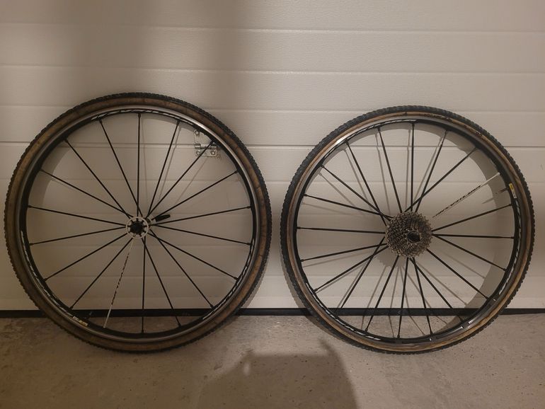 Used Mavic Ksyrium SLR Wheelset 2013 bike — image 7 of 8