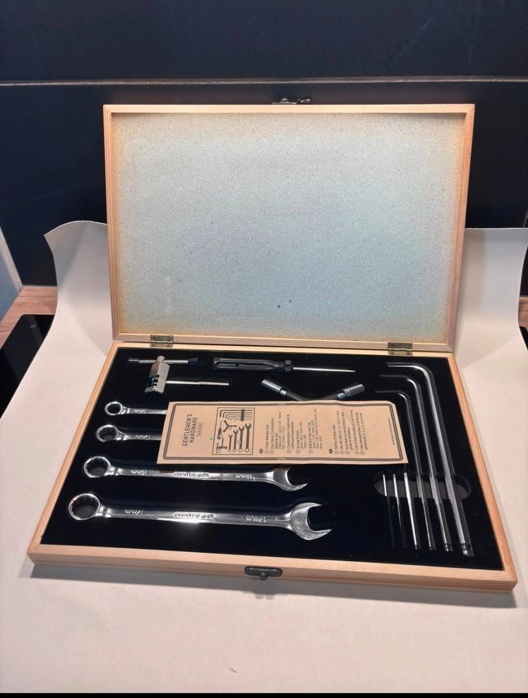 Used gentleman's hardware Kit chiavi manutenzione 2026 bike — image 3 of 4