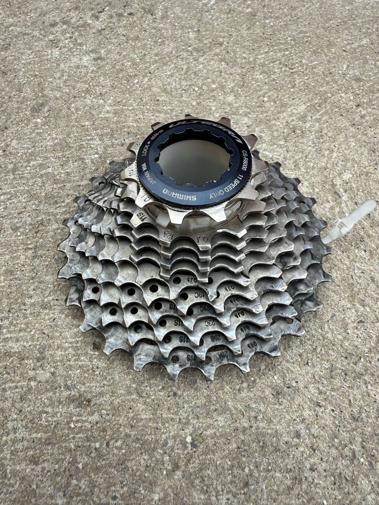 Used Shimano Ultegra 11 vitesses 2021 bike — image 3 of 5