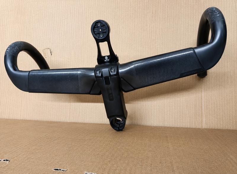 Used Specialized Aerofly II Handlebar & Stem with Garmin Mount Cockpit