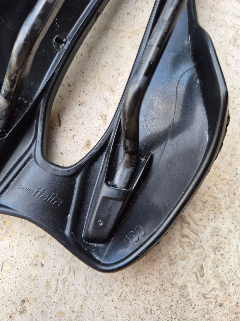 Used Selle Italia SLR 3D Carbon Saddle 2025 bike — image 4 of 7