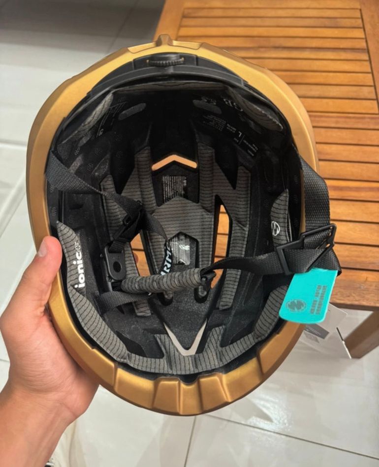 Used ABUS Casco Sunrmoon nuovo 2026 bike — image 6 of 8