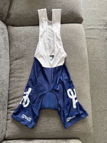 Used roulemaillot Ensemble cuissard maillot vélo Total Energies 2026 bike — image 4 of 5