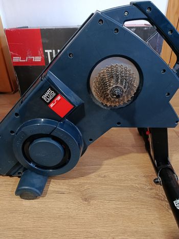 Used Elite Turno Smart Fluid Trainer bike — image 2 of 9