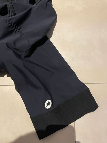 Used Assos Radhose Größe M neuwertig 2025 bike — image 2 of 6