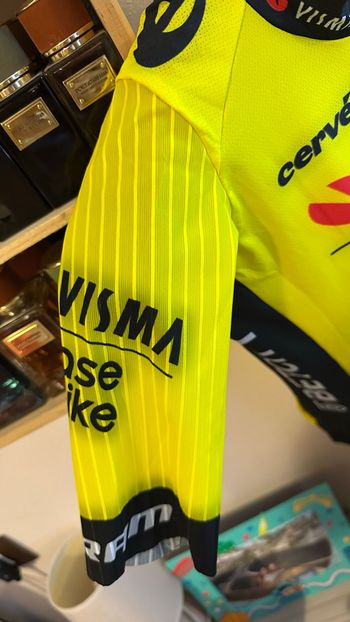 Used Yellow Blue Visma Lease a Bike Cervélo 2025 bike — image 3 of 13