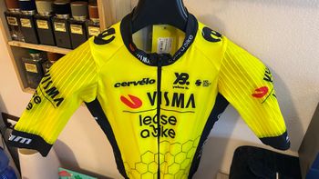Used Yellow Blue Visma Lease a Bike Cervélo 2025 bike — image 13 of 13
