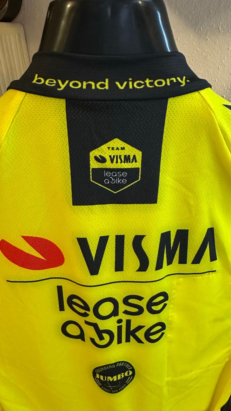 Used Yellow Blue Visma Lease a Bike Cervélo 2025 bike — image 11 of 13