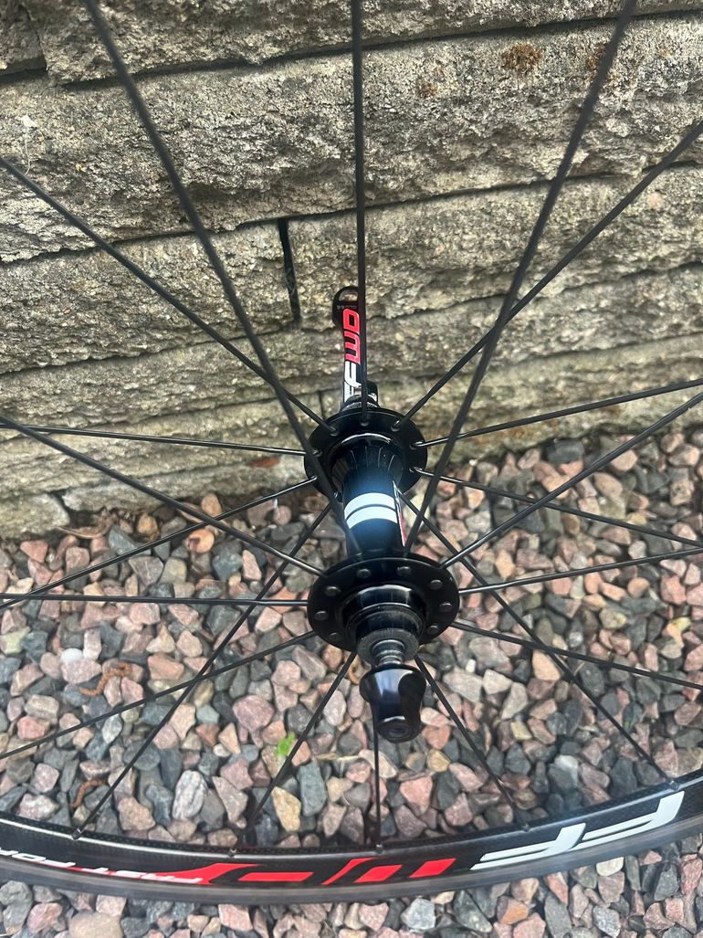 Used Ffwd F4R Carbon frontwheel - 45mm profil bike — image 2 of 4