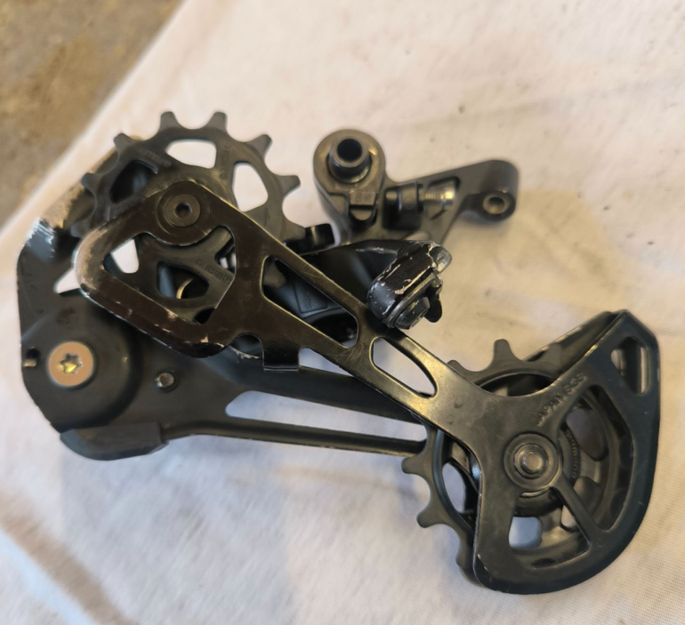 Used Shimano XT M8100 SGS 12-speed bike — image 4 of 5