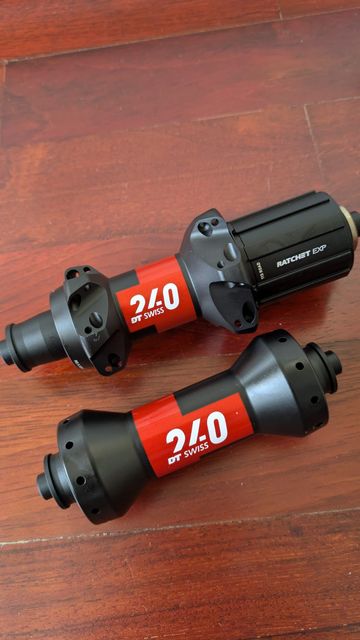 Gebrauchtes Dt Swiss 240 Classic Hub Set 9x100 / 9x130 QR Wheels