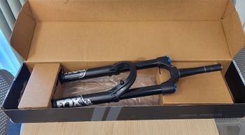 Used Fox 38 Fork 2025 bike — image 11 of 12