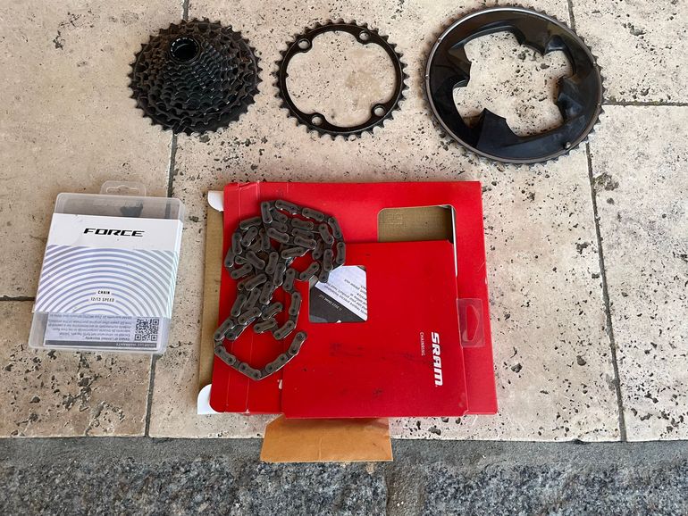 Used Sram Force 2023 bike — image 1 of 8