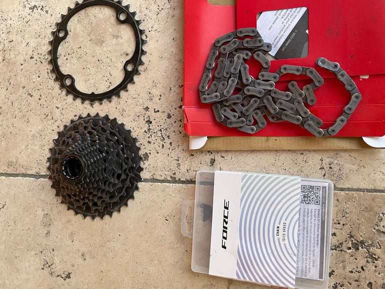 Used Sram Force 2023 bike — image 2 of 8