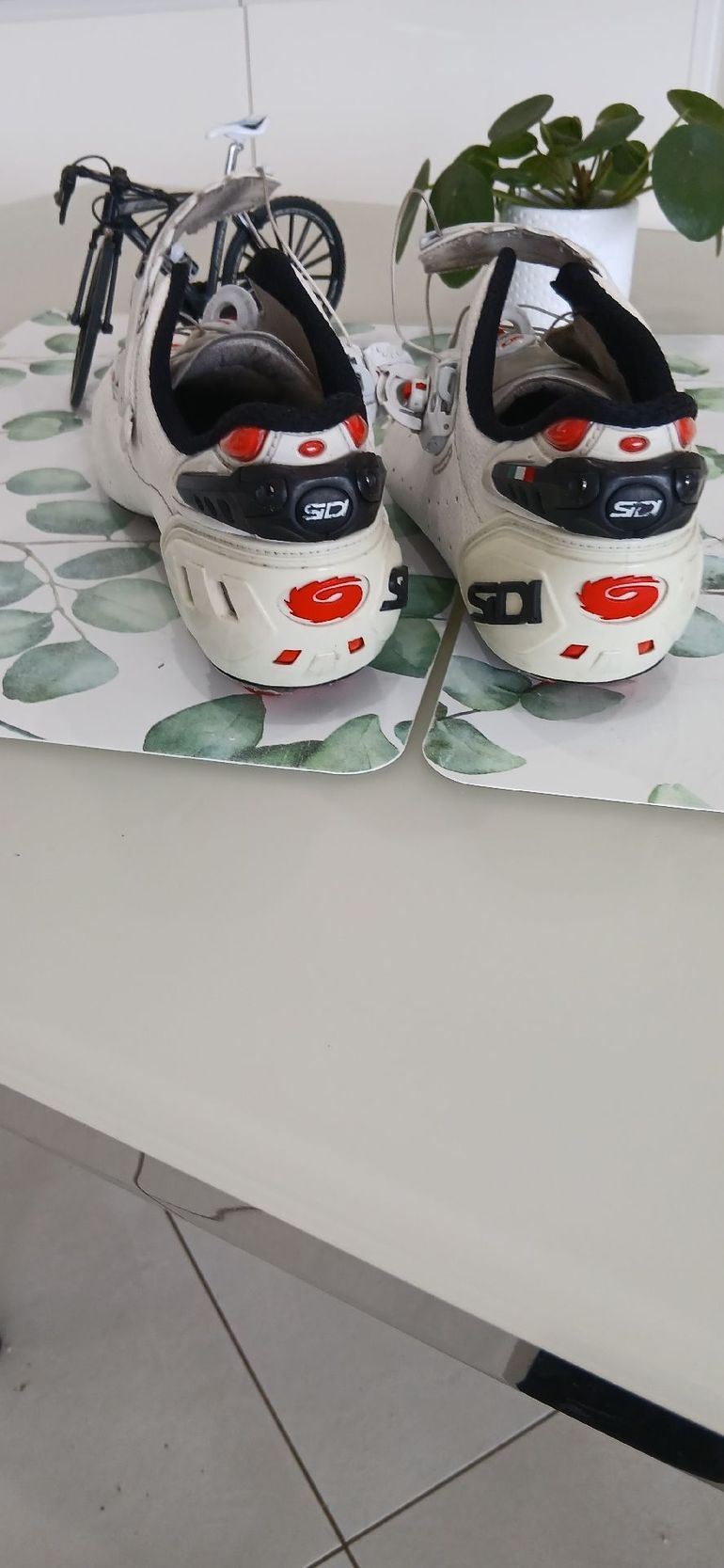 Used sidi wire 2 carbone bike — image 4 of 6