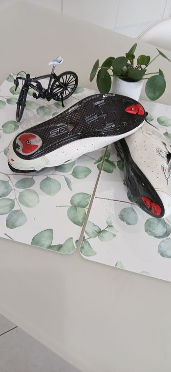 Used sidi wire 2 carbone bike — image 5 of 6